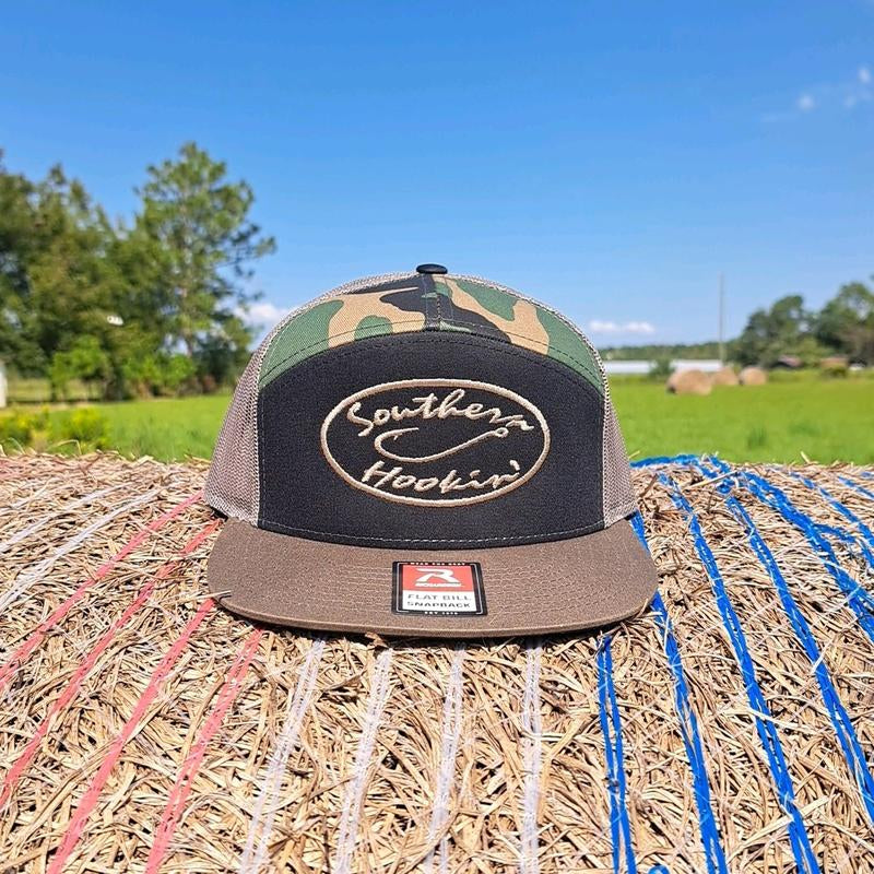 Southern Hookin' Camo/Black/Loden 7 Panel