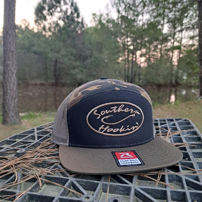 Southern Hookin' Camo/Black/Loden 7 Panel